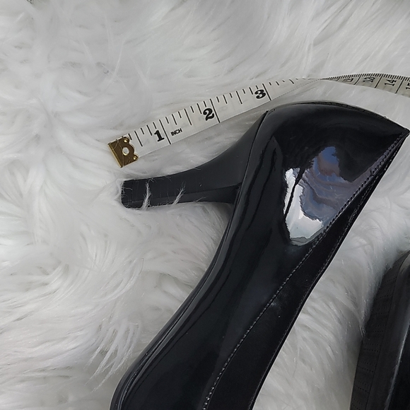 ANTONIO MELANI black pointed toe heel - Picture 8 of 8